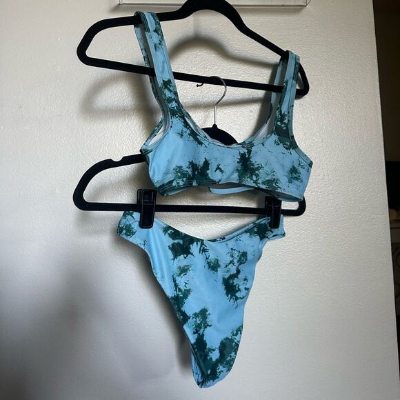 Sporty Swim Set Open Front Bikini Top size Small - Picture 2 of 2